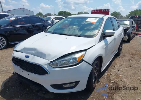 2016 Ford Focus Se z USA, uszkodzony, nr VIN 1FADP3F25GL250971
